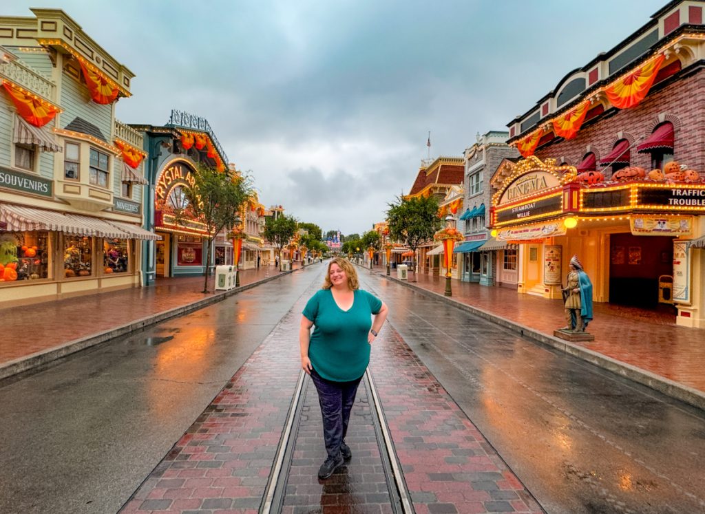 amanda main street usa disneyland